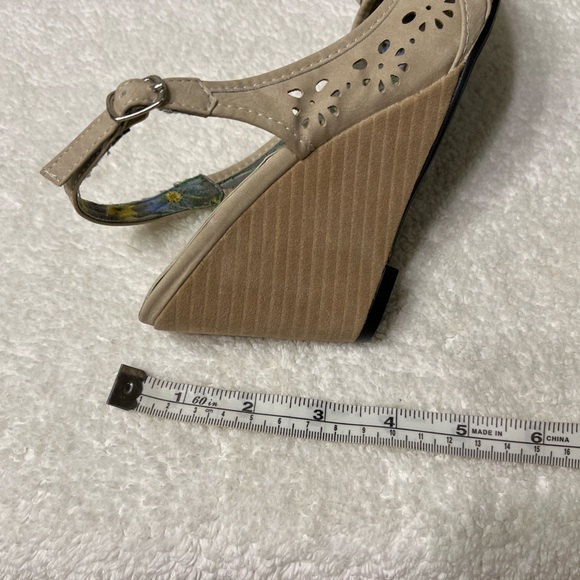 Cité Sling Back Heel with Bow size 8 - Picture 6 of 11